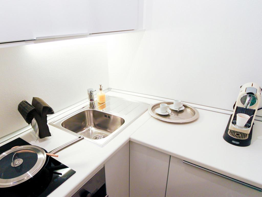 Les Suites Di Parma Bilik gambar